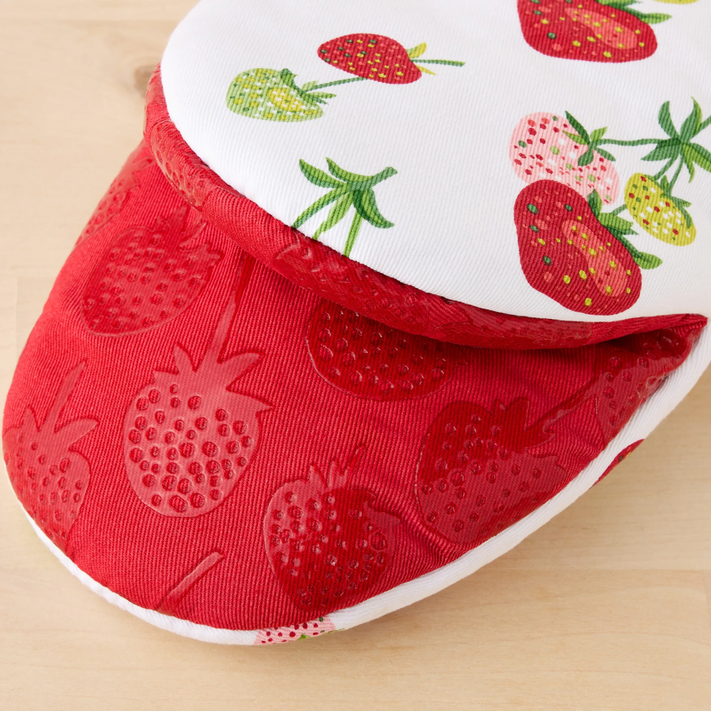 Falling Strawberries 4-Pack Oven Mitt Set|Fiesta Factory Direct Best