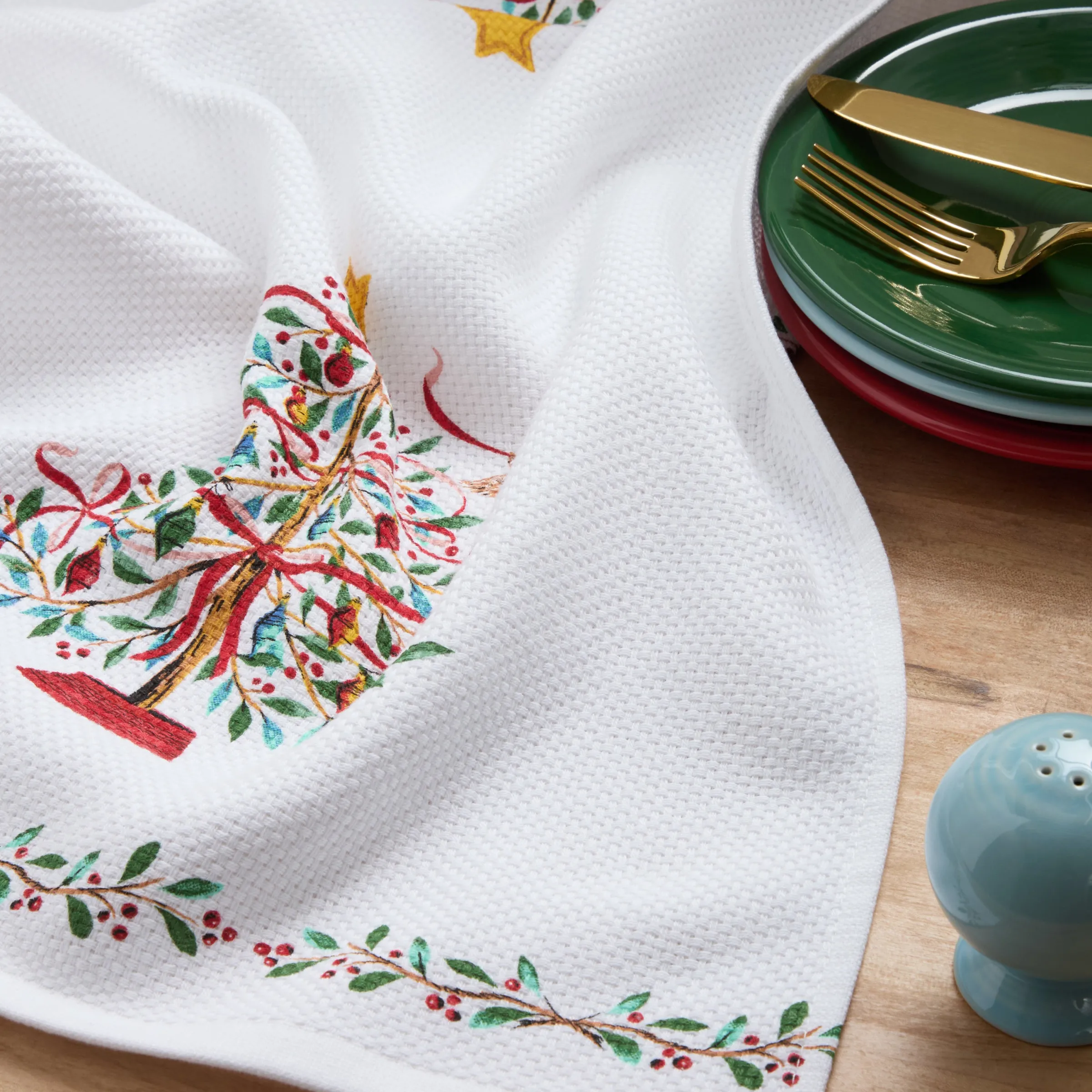 Holly Berry Christmas Tree Kitchen Towel Set|Fiesta Factory Direct Hot