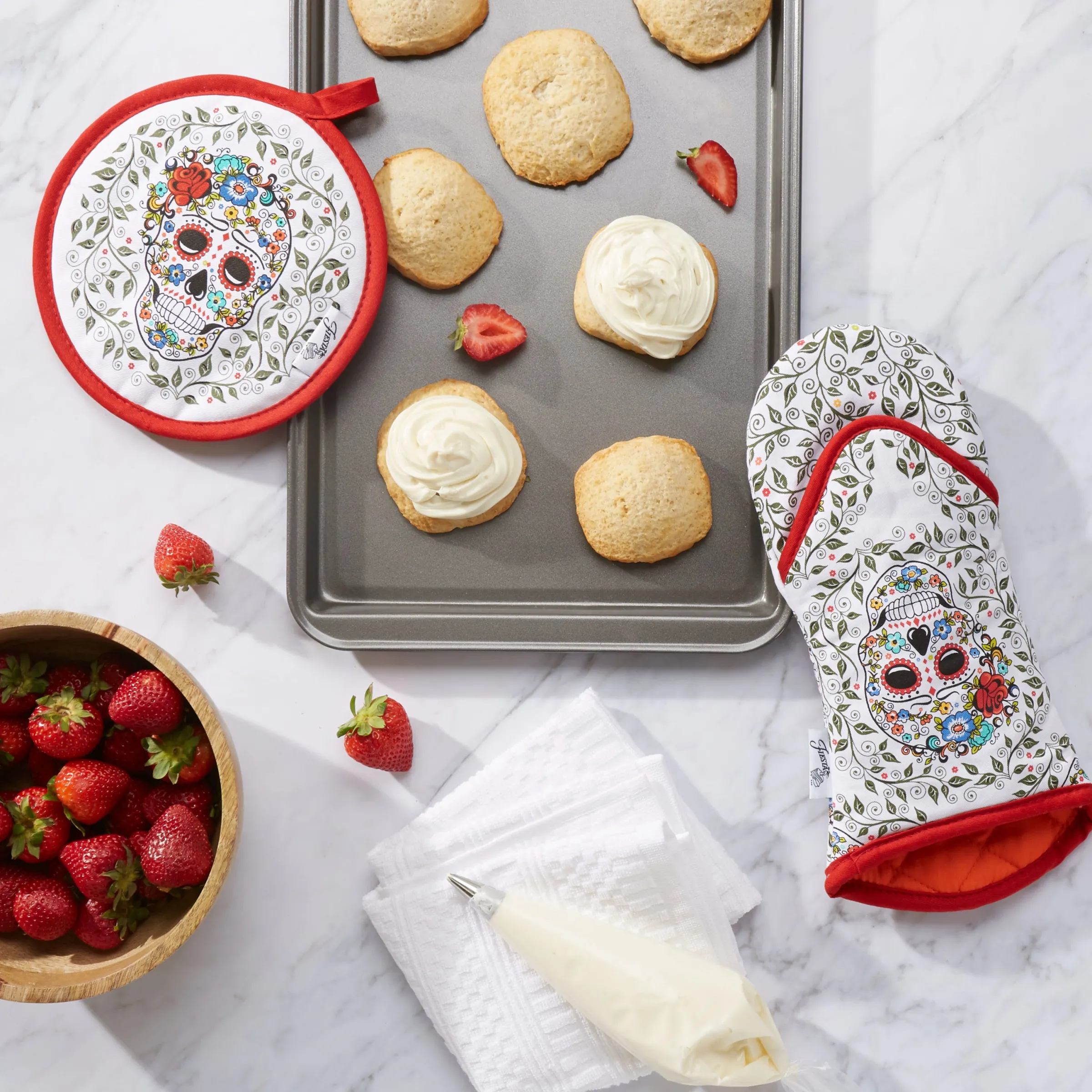 Retired SKULL AND VINE SUGAR Oven Mitt & Pot Holder Set|Fiesta Factory Direct Sale